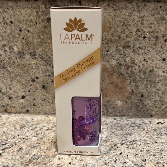 LA Palm Massage Lotion - Picture 2 of 6